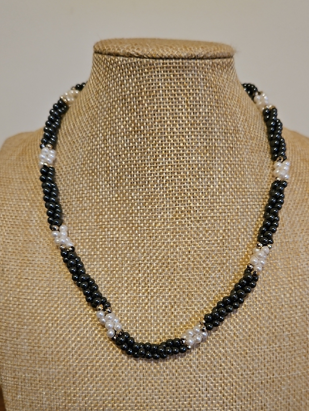 Faux Black and White Pearl Twist Necklace
